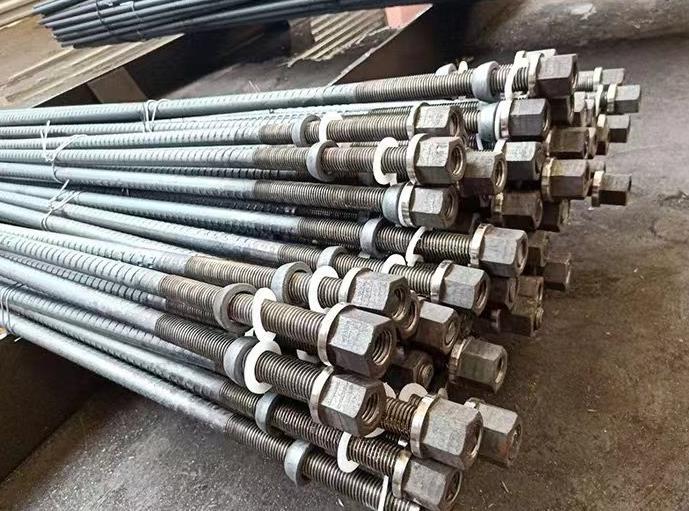 Threaded Anchor Without Longitudinal Rib